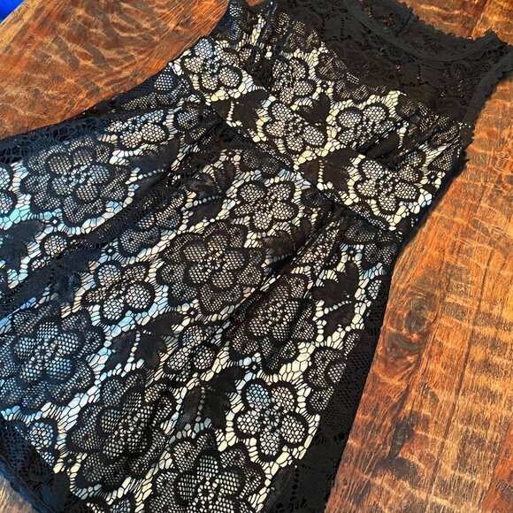 B. Darlin Black Lace Dress XL - Picture 3 of 12